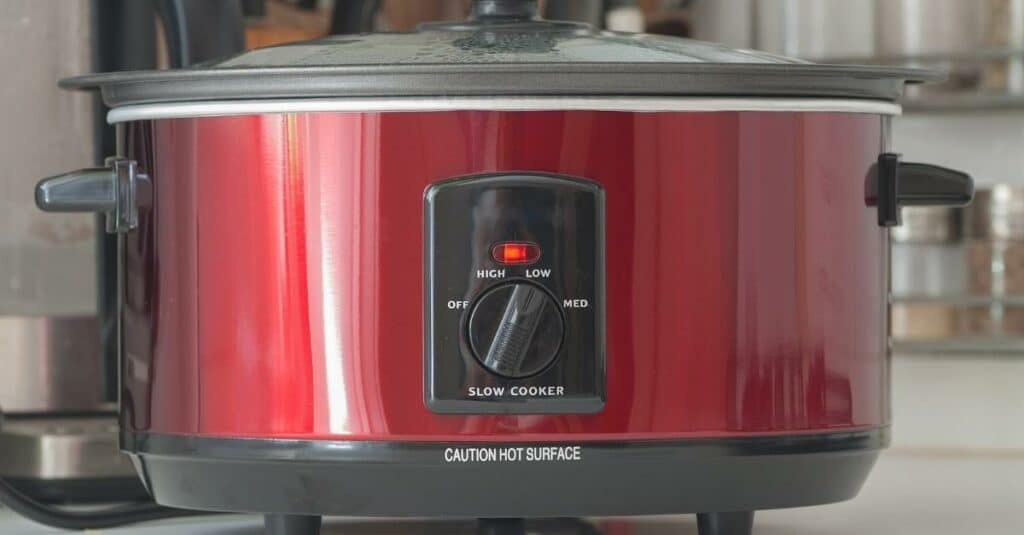 picture of a slow cooker or crockpot