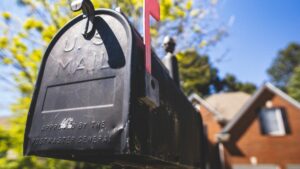 25 Gifts For Mail Carriers (To Show Your Appreciation)