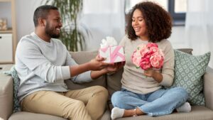 25 Gifts For A 3-Month Anniversary (To Show How You Feel)